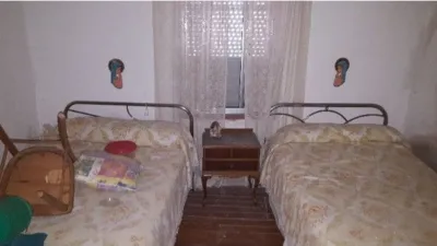 Chalet in Dueñas photo 4