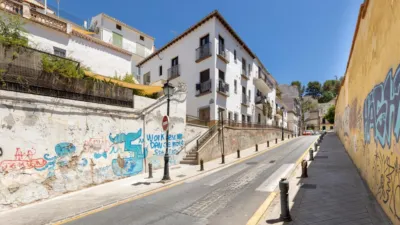 Casa pareada en venta en Calle Mirador de Rolando, San Ildefonso (Hospital Real) (Distrito Beiro. Granada Capital) de 255.000 €