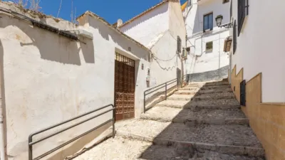 Casa pareada en venta en Calle Mirador de Rolando, San Ildefonso (Hospital Real) (Distrito Beiro. Granada Capital) de 255.000 €