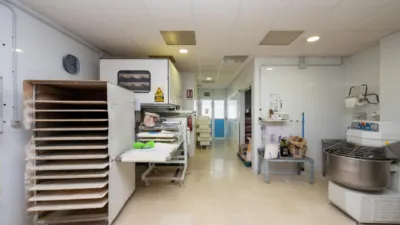 Nave industrial en alquiler en Paseo del Cáñamo, Las Flores-La Huerta (Las Gabias) de 1.200 €<span>/mes</span>