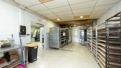 Nave industrial en alquiler en Paseo del Cáñamo, Las Flores-La Huerta (Las Gabias) de 1.200 €<span>/mes</span>