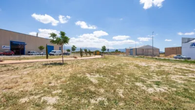 Nave industrial en alquiler en Paseo del Cáñamo, Las Flores-La Huerta (Las Gabias) de 1.200 €<span>/mes</span>
