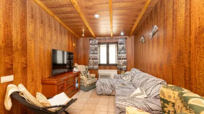 Casa adosada en venta en Calle Santa Herminia, cerca de Calle San Federico, San Francisco Javier (Distrito Beiro. Granada Capital) de 207.500 €
