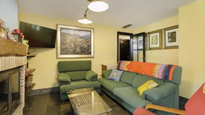 Chalet en venta en Calle Cúllar Vega, La Zubia de 606.000 €