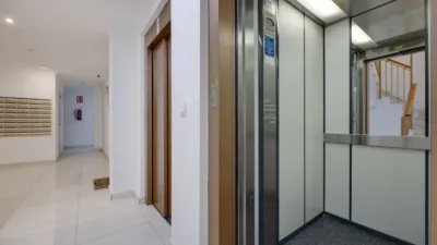 Apartment at 119 Vicente Blasco Ibáñez Street photo 23