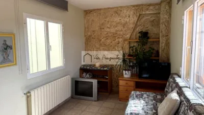 Chalet on Carrer de Santa Magdalena photo 9