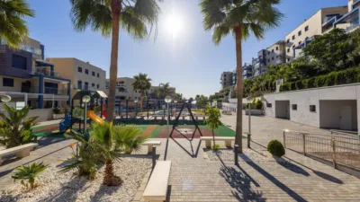 Piso en venta en Calle Pintor Dominguez de Haro, Taramay (Almuñécar) de 340.000 €