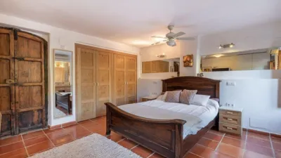 Chalet on Cortijo Salinas Street photo 37