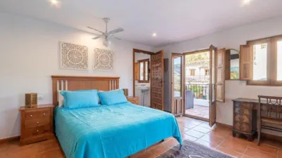 Chalet on Cortijo Salinas Street photo 52
