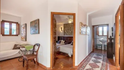 Chalet on Cortijo Salinas Street photo 64