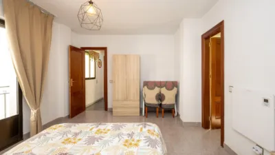 Semi-detached house on Calle San Vicente photo 12