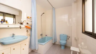 Semi-detached house on Calle San Vicente photo 19