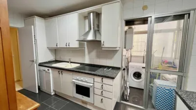 Piso en alquiler en La Salle-Avd Manuel del Valle-Las Nacion, Parque Atlántico-Las Naciones-Los Arcos (Distrito Norte. Sevilla Capital) de 950 €<span>/mes</span>
