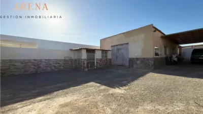 Chalet on Calle Estanco Viejo photo 21