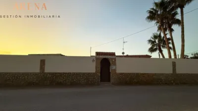 Chalet on Calle Estanco Viejo photo 43