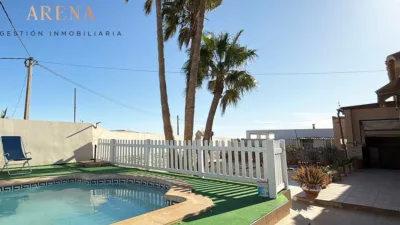 Chalet on Calle Estanco Viejo photo 5