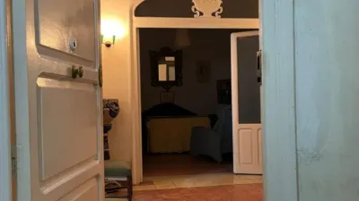 House in the Centre photo 19