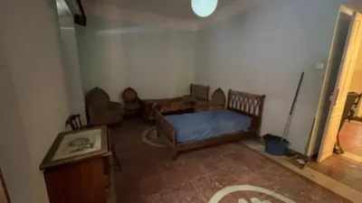 House in the Centre photo 38