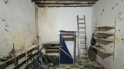 House in the Centre photo 8