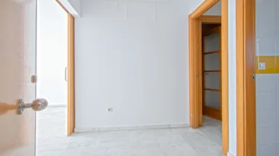 Piso en venta en Calle Arroyo, cerca de Calle de la Virgen de Gracia y Esperanza, San Roque-La Calzada (Distrito Nervión. Sevilla Capital) de 390.000 €