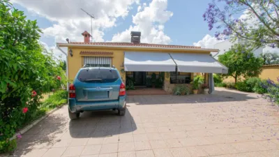 Chalet in Nuevo Bulevar photo 2