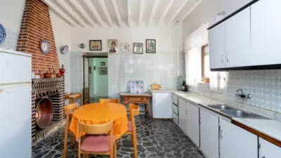 House in the Centre photo 17