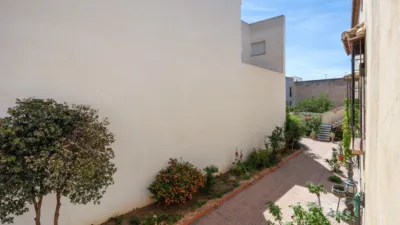 House in the Centre photo 51