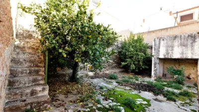 Terraced house on Huelva Street photo 46