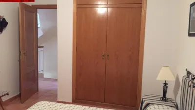 Semi-detached house in Vía Axial photo 12