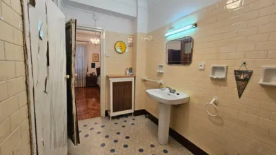 Apartment on Calle de Rualasal, 22 photo 21