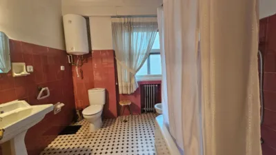 Apartment on Calle de Rualasal, 22 photo 23