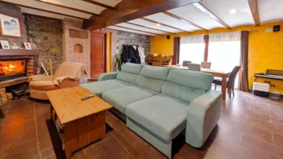 Chalet on Calle Iglesia photo 6