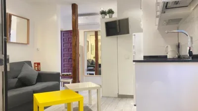 Piso en alquiler en Calle de Peña de Francia - Imagen 3