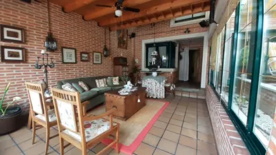 Casa adossada en venda a Calle de Fuente del Caño Argales, Mojados de 195.000 €