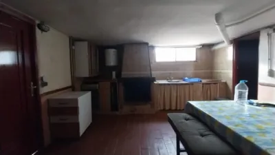 Chalet en venta en Calle Cañada Arboleda, Número 15, Laguna de Duero de 220.000 €