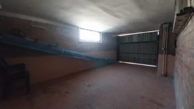 Chalet en venta en Calle Cañada Arboleda, Número 15, Laguna de Duero de 220.000 €