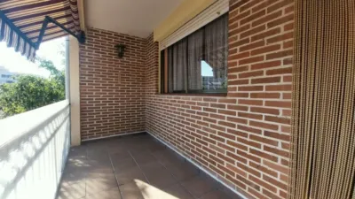 Chalet en venta en Calle Cañada Arboleda, Número 15, Laguna de Duero de 220.000 €