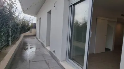 Piso en alquiler en Calle Dulzaina, Número 7, Arroyo de la Encomienda de 800 €<span>/mes</span>