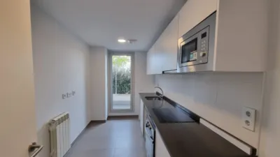 Piso en alquiler en Calle Dulzaina, Número 7, Arroyo de la Encomienda de 800 €<span>/mes</span>