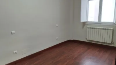 Piso en alquiler en Paseo de Zorrilla, 84, cerca de Calle del Puente Colgante, Paseo Zorrilla-Campo Grande-Cuatro de Marzo (Valladolid Capital) de 850 €<span>/mes</span>