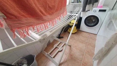 Habitación en alquiler en Calle de Guardamar, Carolinas (Distrito Pla-Carolinas. Alicante - Alacant) de 250 €<span>/mes</span>