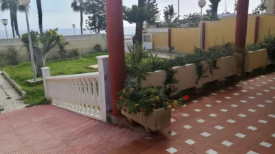 Chalet on Calle de José Ojeda photo 9
