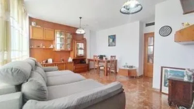 Apartment on Calle de la Cruz de Robles, 17 photo 12