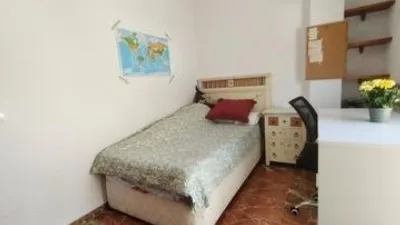 Apartment on Calle de la Cruz de Robles, 17 photo 33