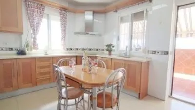Apartment on Calle de la Cruz de Robles, 17 photo 7