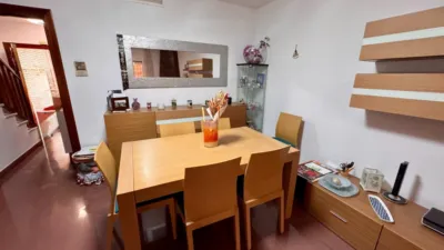 Terraced house on Calle de los Germanos photo 14
