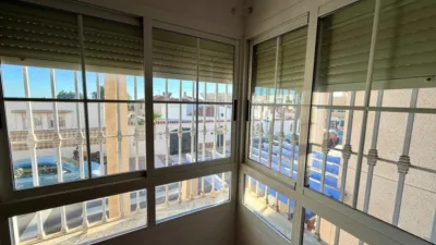 Terraced house on Arizona Street photo 33