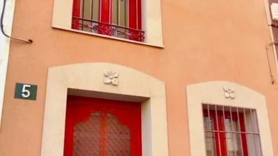 House on Enrique Granados Street photo 4