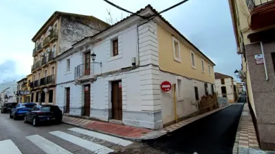 Chalet on Pedro Delgado Street photo 2