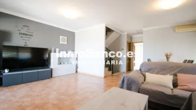 Chalet en alquiler en Calicanto, Chiva de 1.400 €<span>/mes</span>
